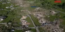 Usa, le immagini dal drone mostrano la distruzione del tornado