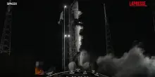 SpaceX, lanciato razzo con 23 satelliti per sistema Starlink