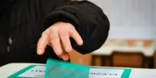 Elezioni amministrative 2025, seggi aperti fino alle 23: si vota in 126 Comuni
