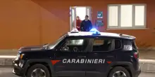Palermo, droga e telefoni in carcere con complicità agenti: 12 arresti