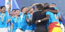 Scudetto Napoli, la notte dell’impresa azzurra in 10 foto