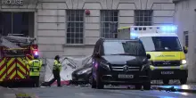 Regno Unito, auto su pedoni a parata Liverpool: fermato un uomo