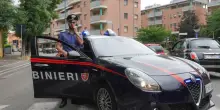 Bologna, trovato morto in casa: si indaga per omicidio