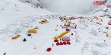 Everest, il Nepal in ansia per le sue vette: raccolte 11 tonnellate di rifiuti