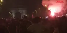 Parigi in delirio per la Champions, le immagini della notte di festa