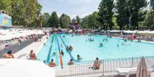 Roma, 5 bimbi intossicati da cloro in piscina: uno è grave