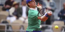 Sinner in semifinale al Roland Garros 2025: battuto Bublik 6-1, 7-5, 6-0