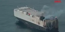 Alaska, prende fuoco nave con 3mila auto a bordo