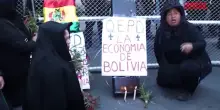 Bolivia, il governo accusa Evo Morales di terrorismo: scontri tra polizia e sostenitori