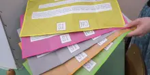 Referendum 8 e 9 giugno, urne aperte fino alle 15. Quorum lontano: alle 23 affluenza al 22%