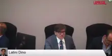 Marche, bagarre in Consiglio regionale tra Carancini (Pd) e Aguzzi (FI)