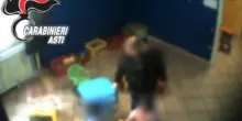 Violenze e insulti razzisti a bimbi della materna, sospese 2 educatrici ad Asti