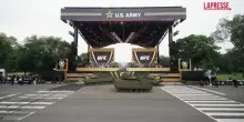 Washington, sfilano carri armati per il 250esimo compleanno dell’esercito Usa: Trump in prima fila
