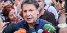 Conte e M5S all’Aja contro il riarmo: “Suicidio politico, non è priorità”