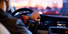 Alcolock, Salvini firma decreto: stop all’auto se si beve troppo
