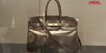 La Birkin originale venduta allasta per 8,6 milioni di euro: le immagini