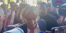 Calcio, bagno di folla per Modric a Casa Milan