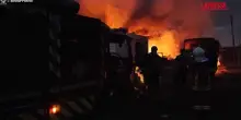 Ucraina, droni russi attaccano la città di Vinnytsia: le immagini dei soccorsi