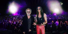 A Roma il Lido Mercoledì, ieri sera Tim Burton e Ghali al Pincio per l’uscita della serie tv Netflix