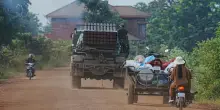 Thailandia-Cambogia, 100mila evacuati. Aumentano i morti