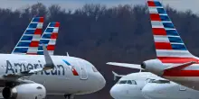 Usa: guasto in fase decollo, aereo American Airlines evacuato su pista Denver