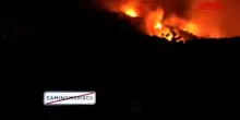 Spagna, incendi nella regione di Avila: vigili del fuoco in azione