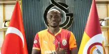 Osimhen ufficiale al Galatasaray: al Napoli 75 milioni e il 10% sulla rivendita