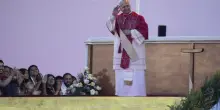 Giubileo dei Giovani, 800.000 fedeli a Tor Vergata. Papa Leone: “Attenti ad ambiguità di internet e social” – La diretta