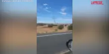 Arizona, aereo da trasporto medico si schianta e prende fuoco: 4 morti
