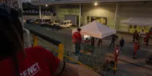 Migranti, Open Arms salva altre 51 persone: anche tre bimbi di pochi mesi. Sbarcati a Savona 146 dalla Life Support