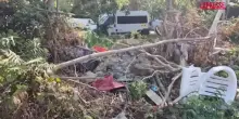 Milano, investita e uccisa da ragazzini: dentro il campo nomadi di via Selvanesco