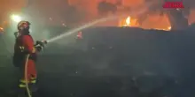Incendi in Spagna, oltre 8mila persone evacuate. Le immagini dei roghi in Asturia