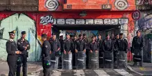 Leoncavallo, a Milano sfrattato il centro sociale dopo 31 anni