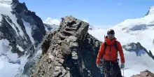 Luca Sinigaglia, sospese le operazioni di recupero dell’alpinista morto in Kirghizistan