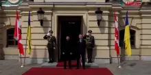 Ucraina, Zelensky ringrazia Carney: "Contiamo sulla presenza del Canada"