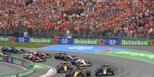 F1, Gp Olanda 2025: vince Piastri, Norris si ritira. Disastro Ferrari