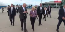 Von der Leyen atterra in Bulgaria dopo la paura in volo: interferenze dei russi sul Gps del suo aereo