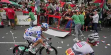 Vuelta 2025, protesta pro-Pal: nessun vincitore di tappa