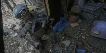 Libano, Unifil denuncia: “Droni israeliani hanno lanciato granate vicino ai caschi blu”