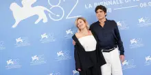 Mostra del Cinema di Venezia 2025, 11 minuti di applausi per ‘Duse’
