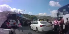 Attentato a Gerusalemme, la folla in fuga dagli spari: il video della dashcam di unauto