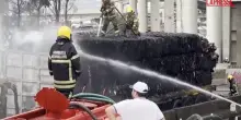 Città del Messico, autocisterna carica di benzina si ribalta e esplode: ci sono morti e feriti