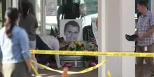 Charlie Kirk, Fbi: “Assassino si è confuso tra studenti, ha usato un fucile”