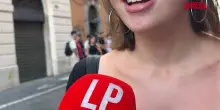 Scuola, studenti contro il divieto dei cellulari in classe: "Insegnateci a usarlo"