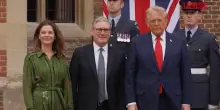 Usa-Gb, Trump vede Starmer: l’arrivo in elicottero a Chequers