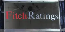 Fitch alza il rating dell’Italia a BBB+: outlook stabile