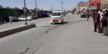 Pakistan, autobomba sul quartier generale dei paramilitari a Quetta: le immagini