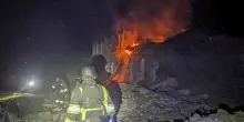 Ucraina, attacco russo su Sumy: muore famiglia di 4 persone. Da Germania Patriot a Kiev