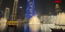 Fontana di Dubai: giochi d’acqua e spettacolo di suoni e luci