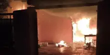 Caserta, litiga con la moglie e dà fuoco alla casa: arrestato 37enne